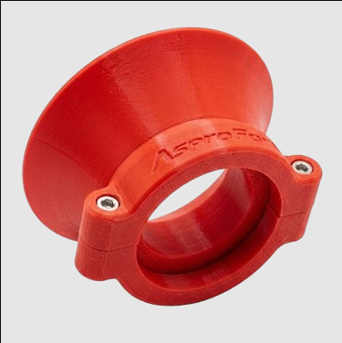 Abraçadeira Asprolock bipartida com parafusos inox, vista da trava montada no pescoço da corneta